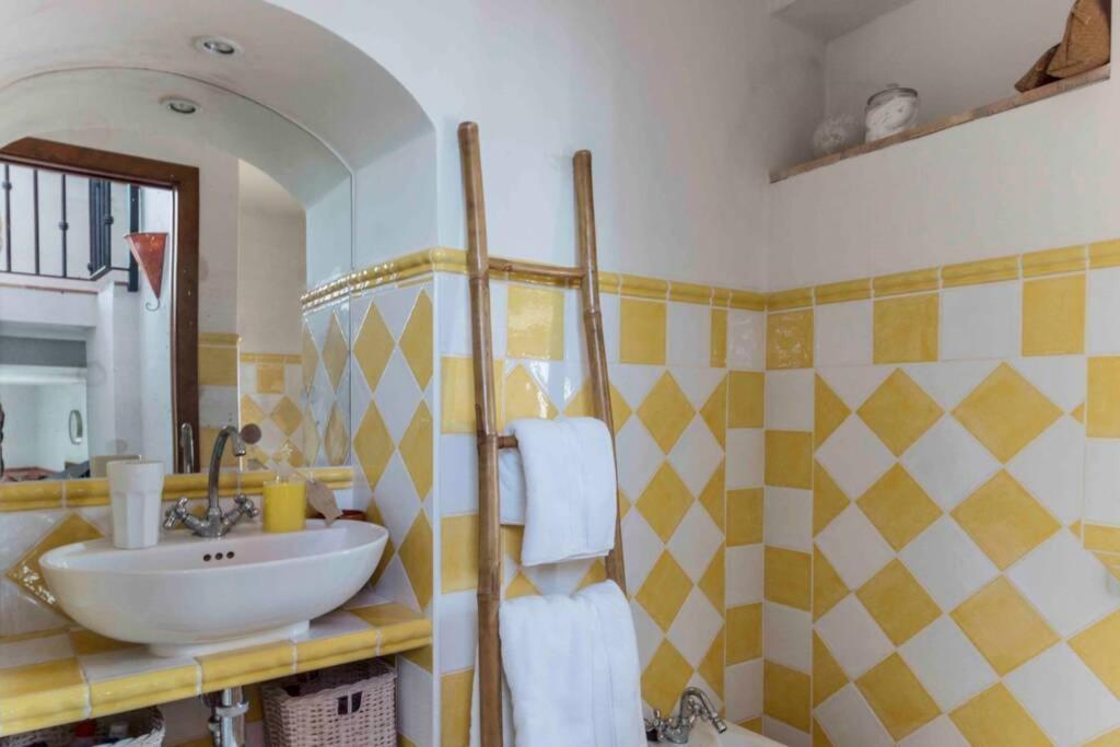 Albayalde Cielo Y Mar Apartment เวเฮร์ เด ลา ฟรอนเตรา ภายนอก รูปภาพ